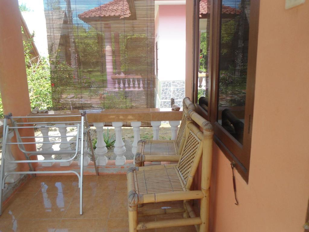 Kalinka Inn Gili Meno Esterno foto
