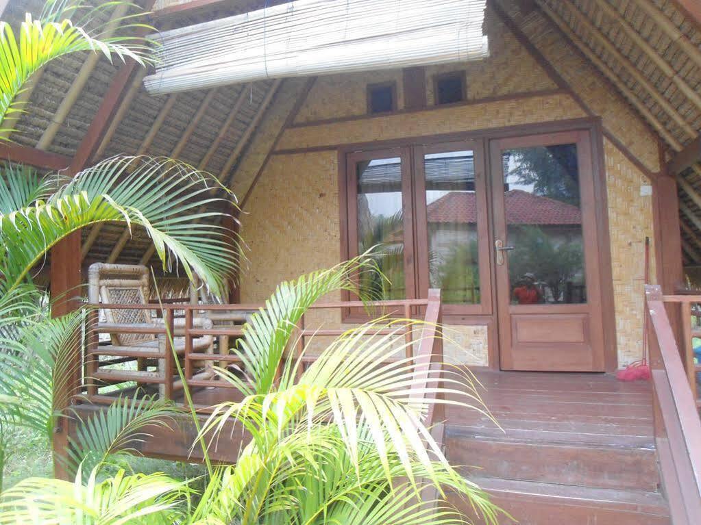 Kalinka Inn Gili Meno Esterno foto